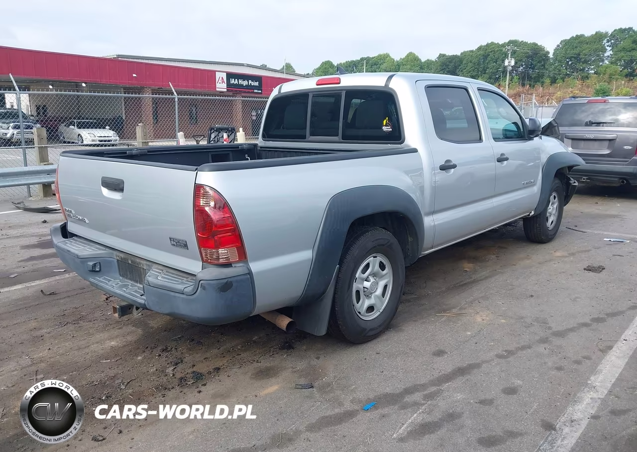 2012 Toyota Tacoma VIN:5TFJX4CN4CX016597 - 4