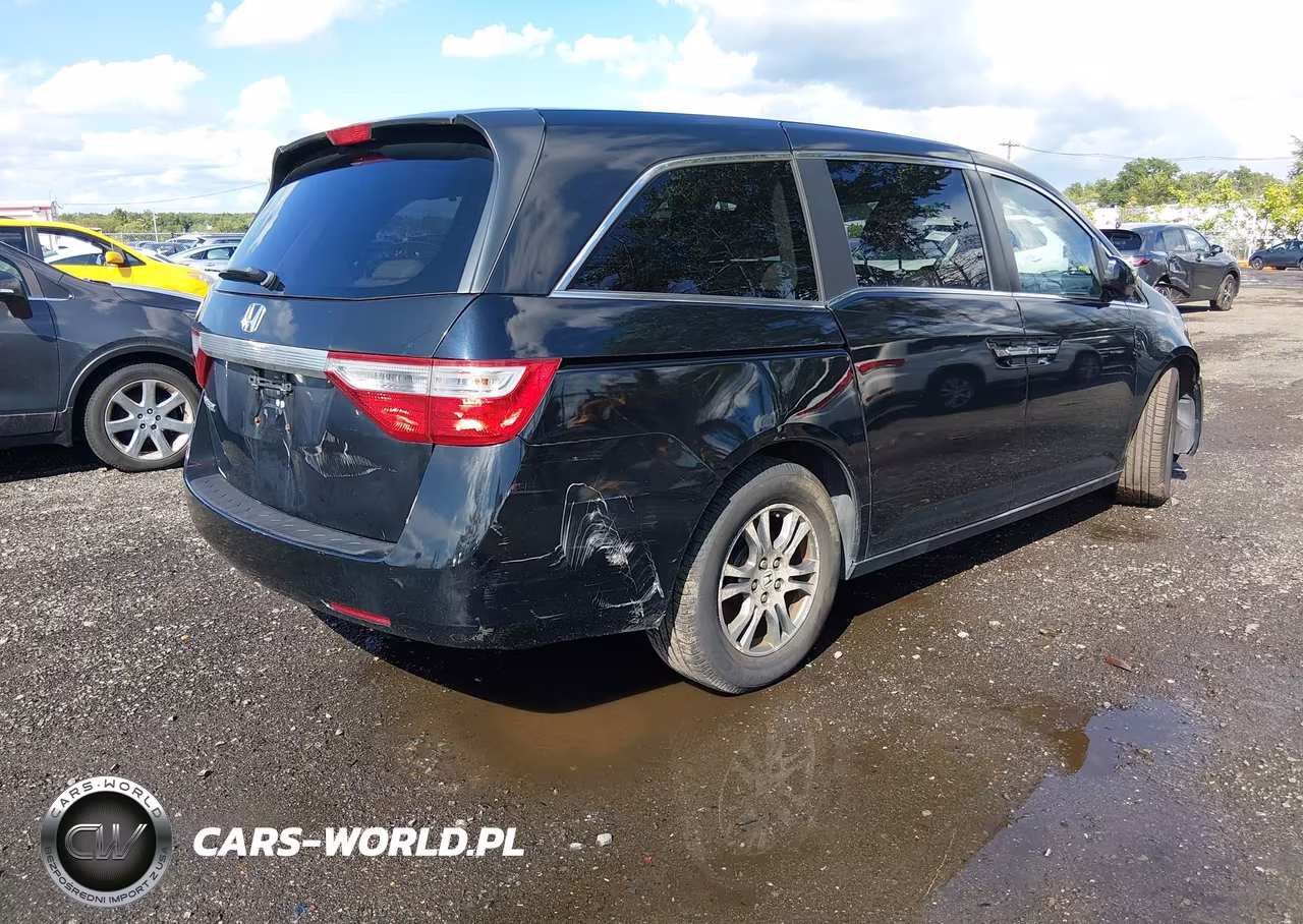 2013 Honda Odyssey Ex-L VIN:5FNRL5H66DB088354 - 4