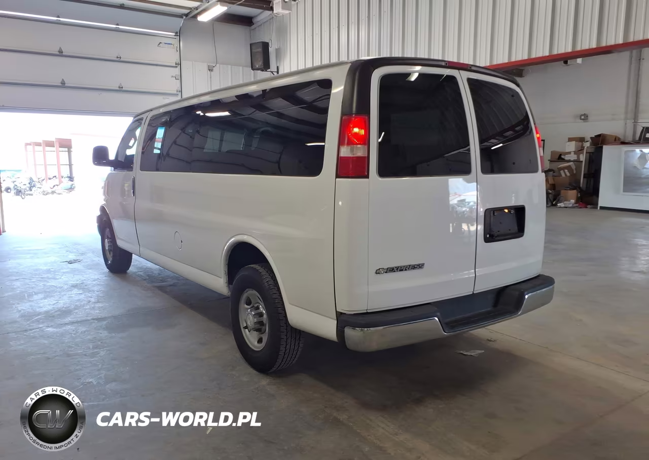 2017 Chevrolet Express 3500 Lt VIN:1GAZGPFG3H1289034 - 3