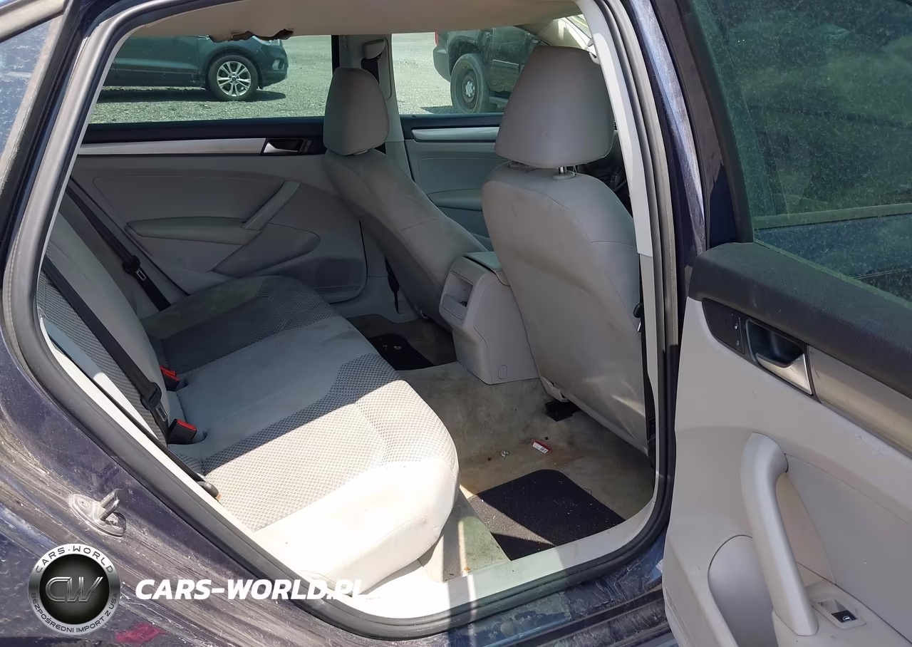 2014 Volkswagen Passat 1.8T S VIN:1VWAS7A30EC042185 - 8