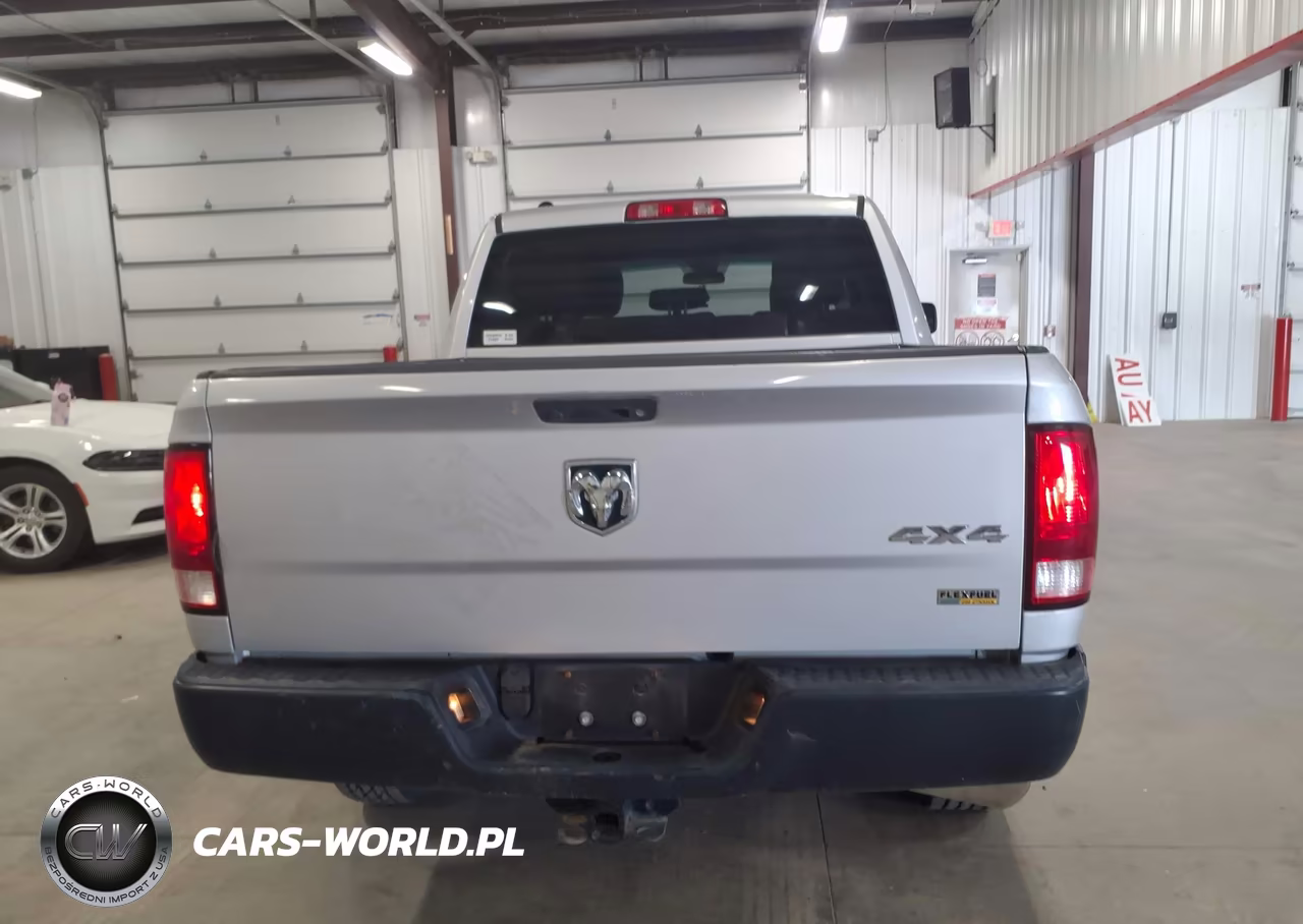 2018 Ram 1500 VIN:1C6RR7KG8JS306750 - 16