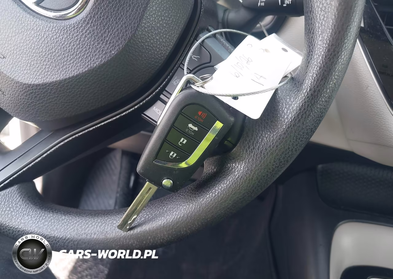 2021 Toyota Corolla Le VIN:JTDEPMAEXMJ152113 - 11