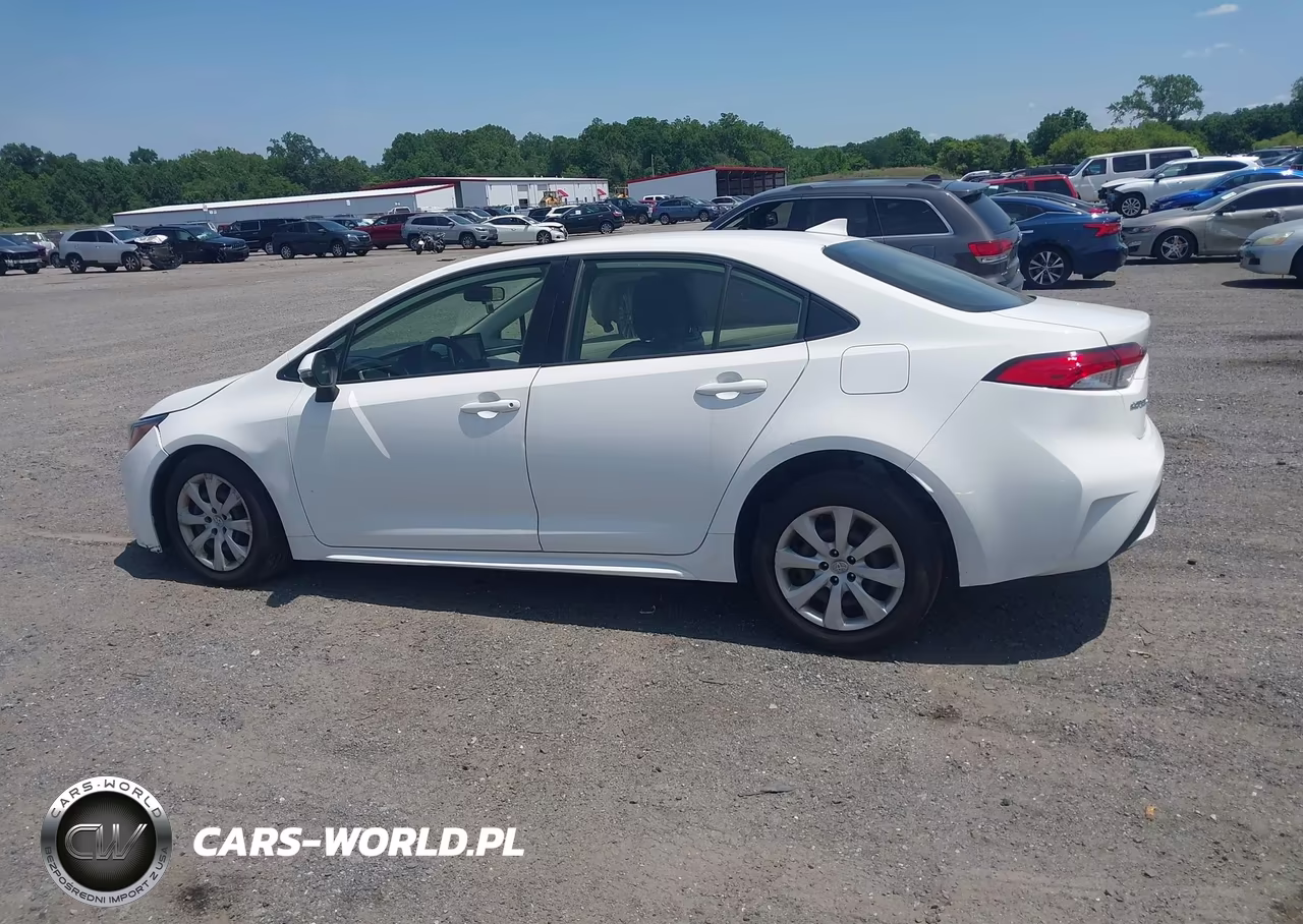 2021 Toyota Corolla Le VIN:JTDEPMAEXMJ152113 - 14