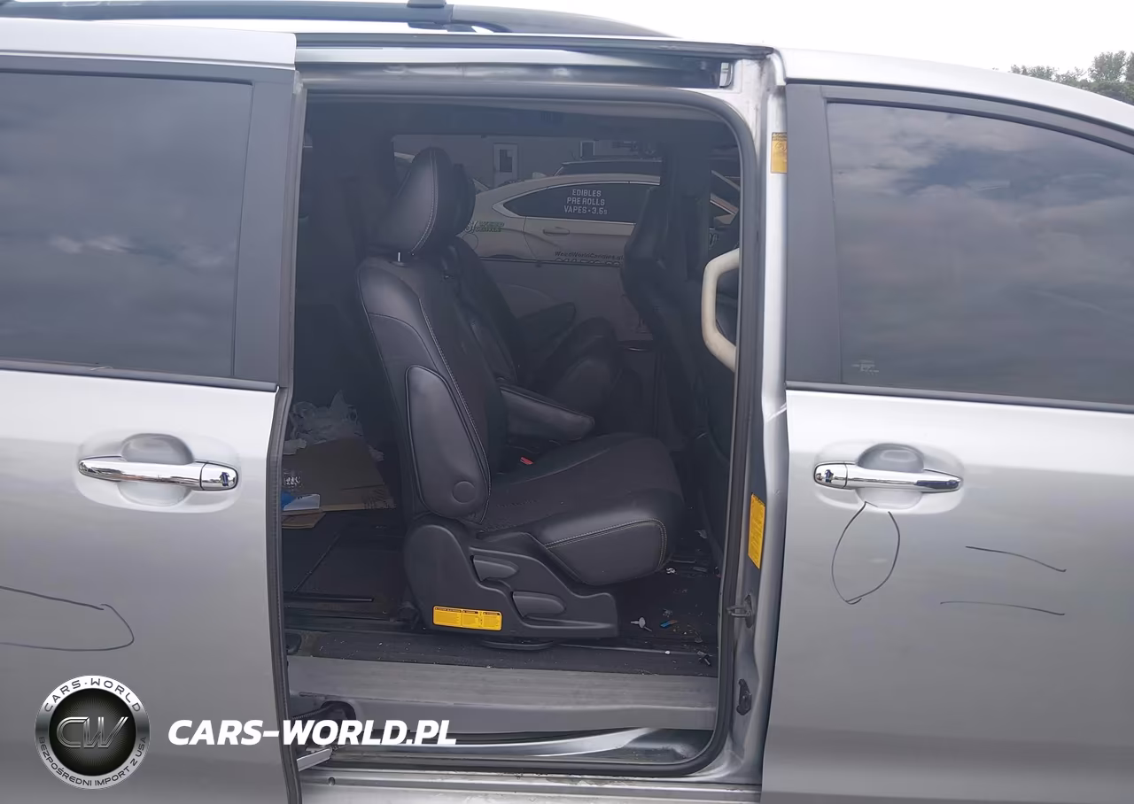 2013 Toyota Sienna Se 8 Passenger VIN:5TDXK3DC7DS373909 - 8