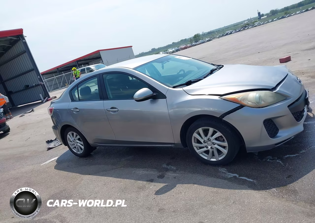 2012 Mazda Mazda3 I Touring VIN:JM1BL1V82C1609285 - 13