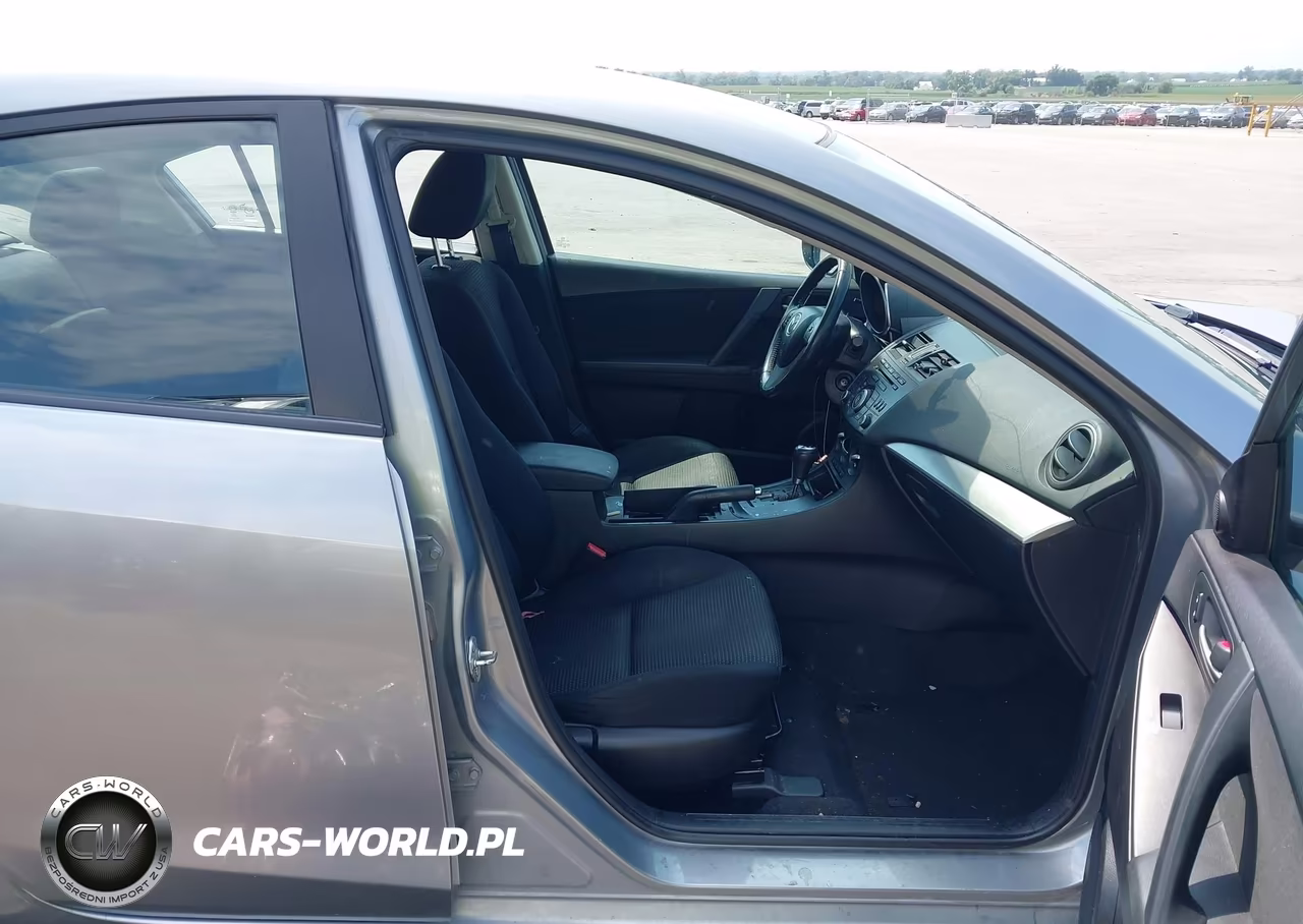 2012 Mazda Mazda3 I Touring VIN:JM1BL1V82C1609285 - 5