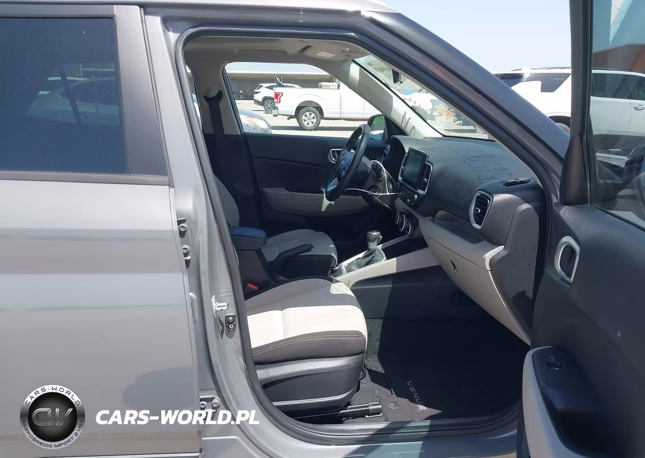 2022 Hyundai Venue Sel VIN:KMHRC8A34NU145060 - 5