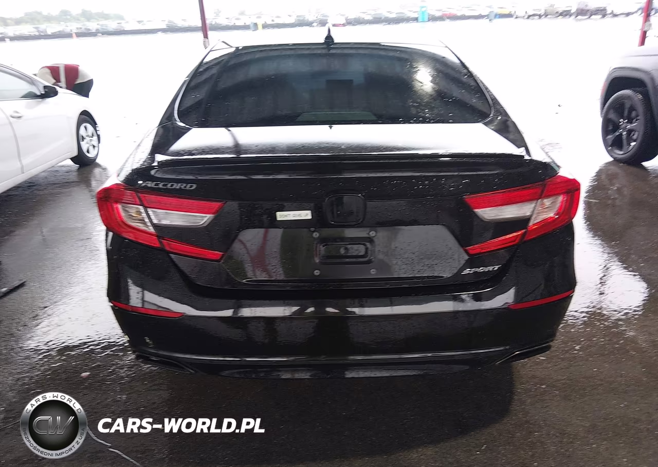 2018 Honda Accord Sport VIN:1HGCV1F34JA096072 - 16