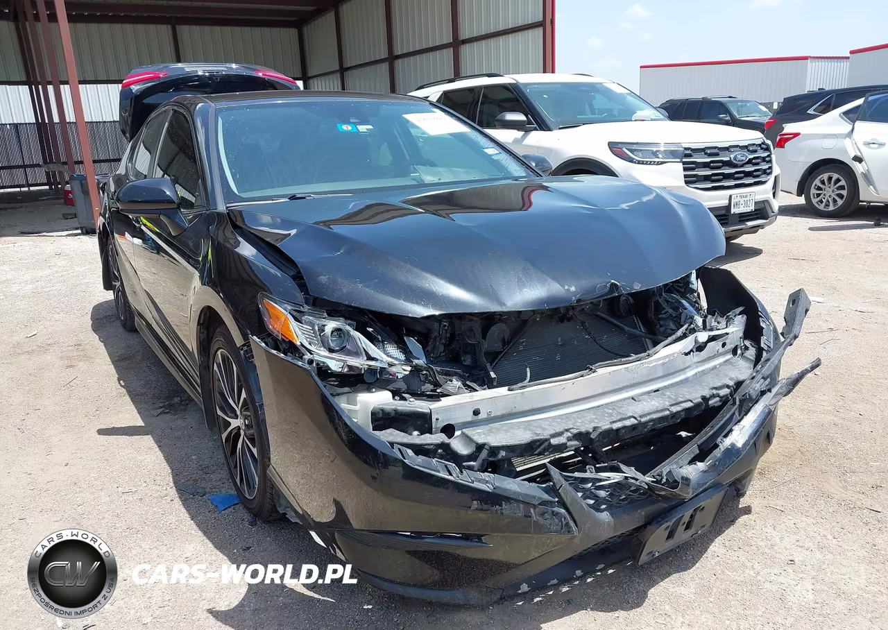 2020 Toyota Camry Se