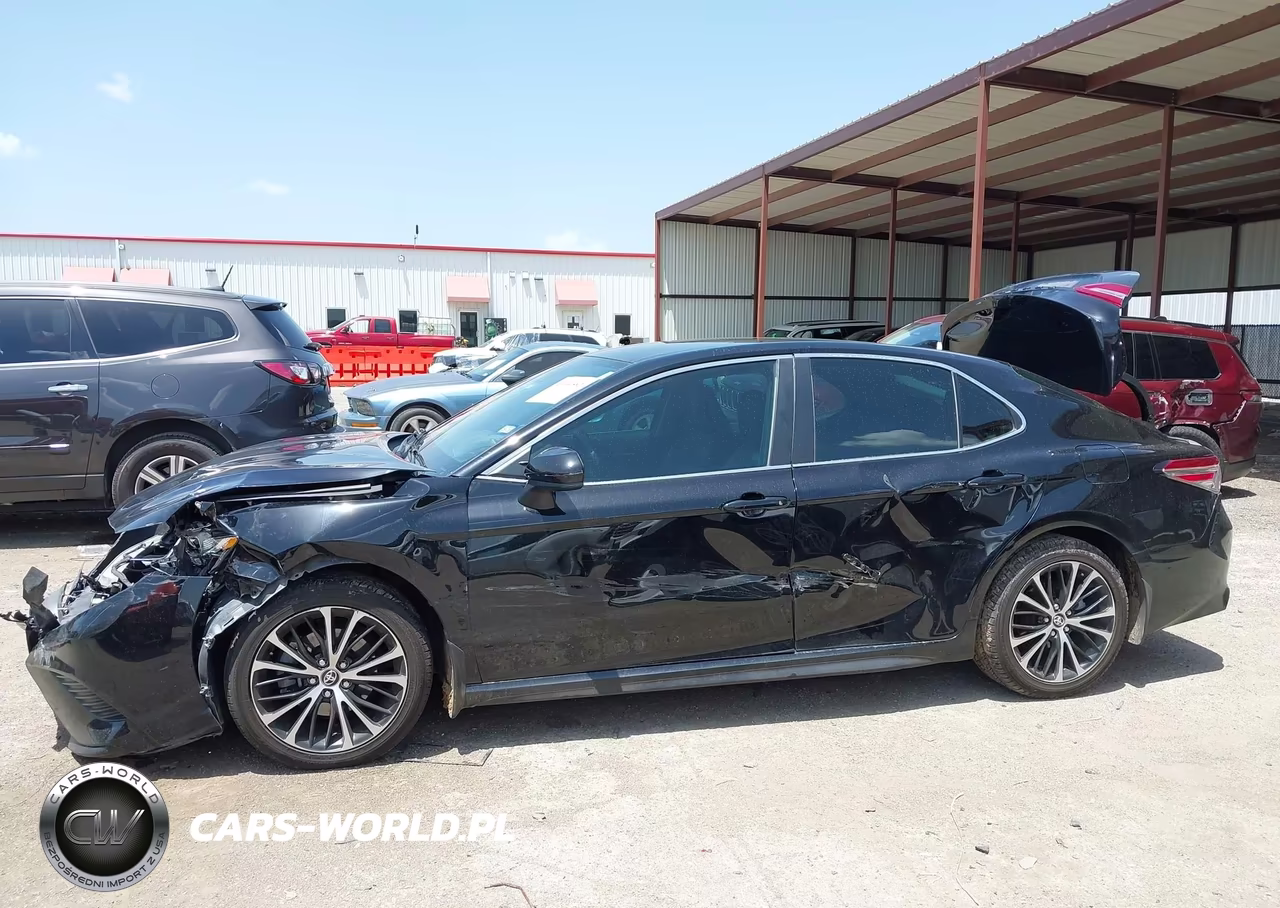 2020 Toyota Camry Se VIN:4T1G11AKXLU916839 - 14