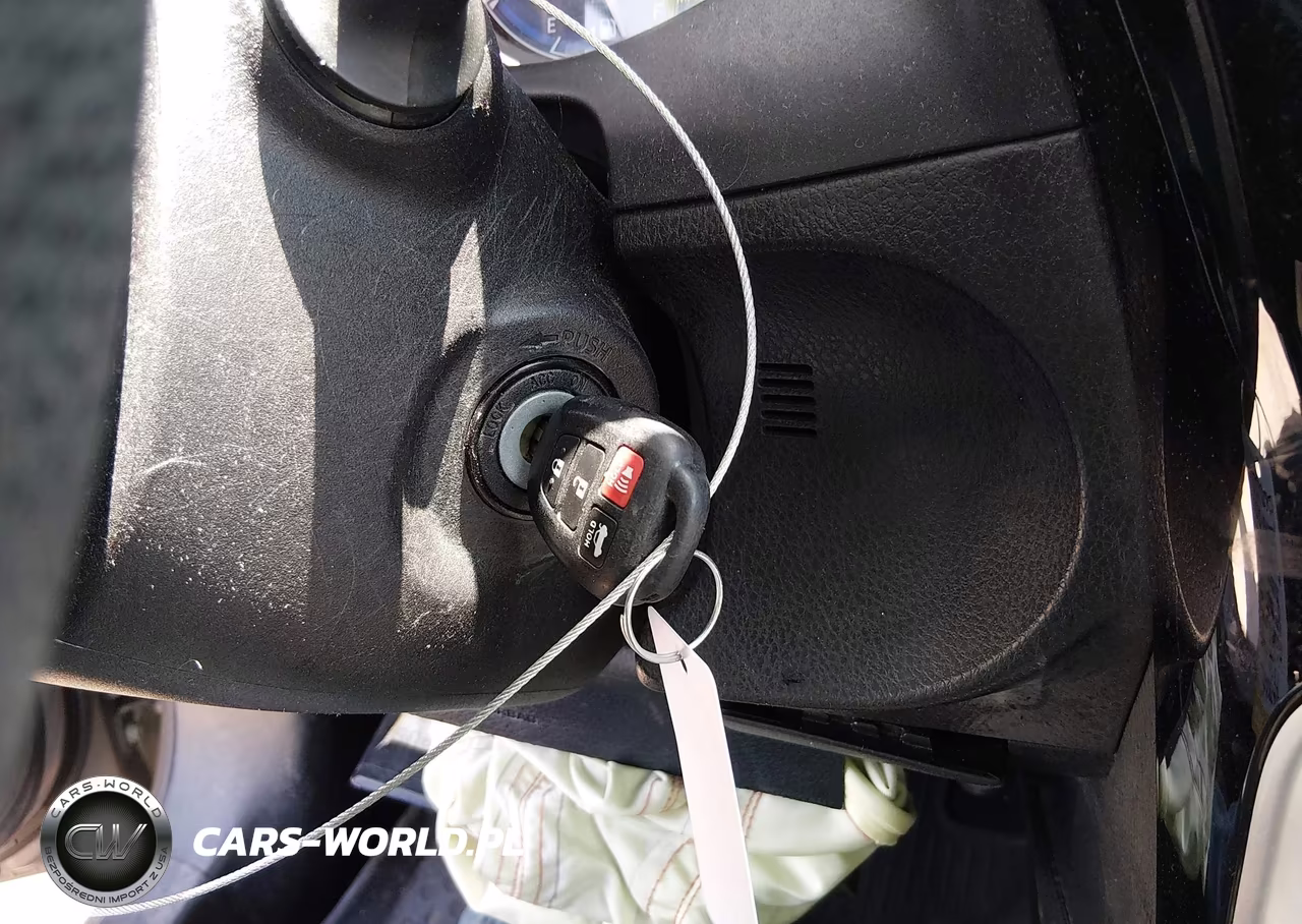 2017 Toyota Corolla Le VIN:5YFBURHE5HP701667 - 11