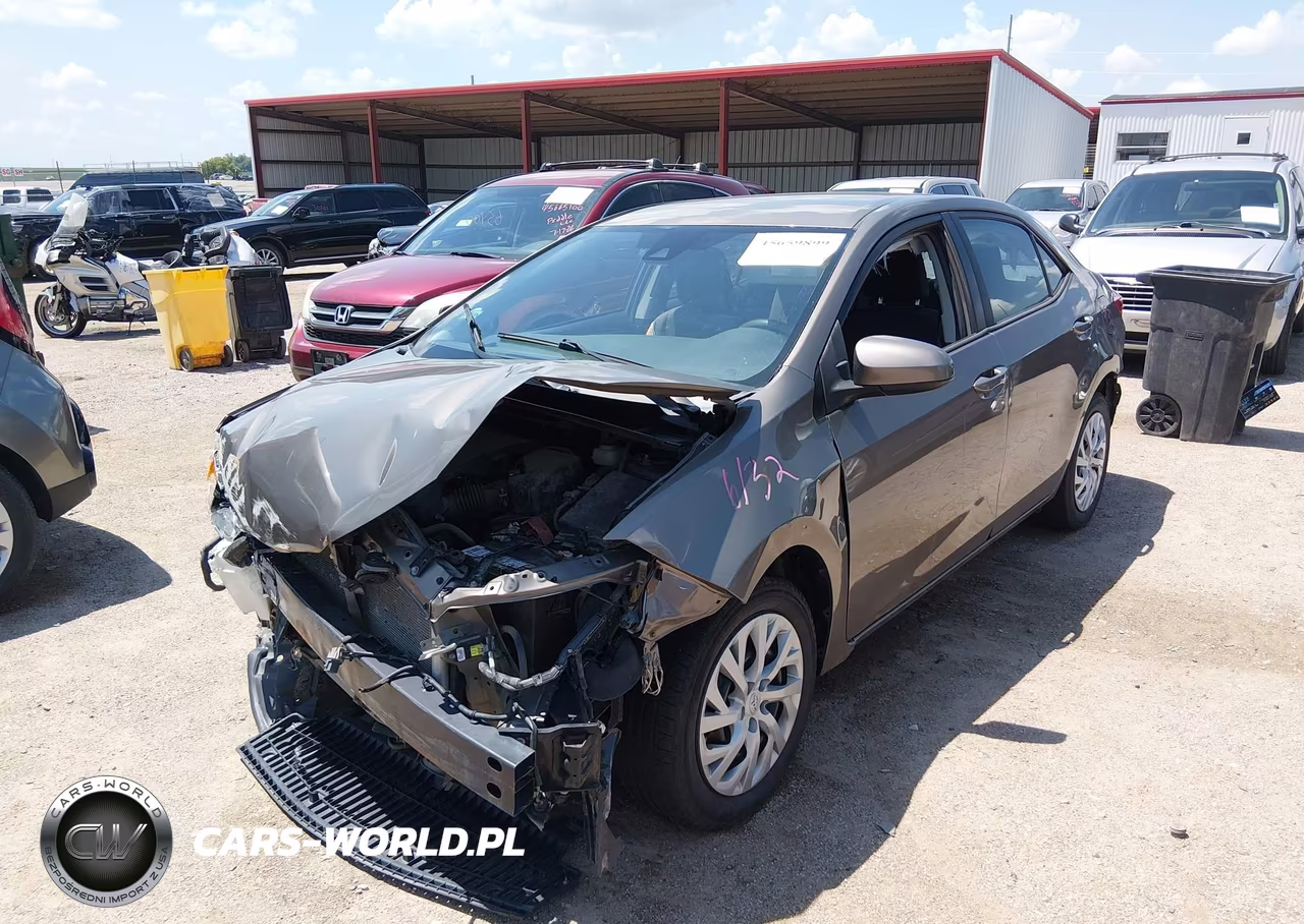2017 Toyota Corolla Le VIN:5YFBURHE5HP701667 - 2