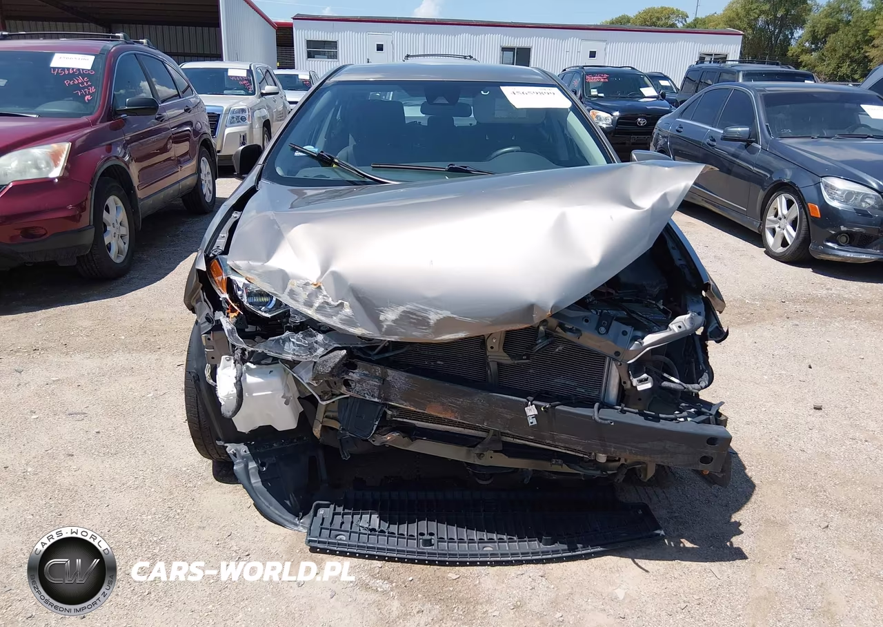 2017 Toyota Corolla Le VIN:5YFBURHE5HP701667 - 6