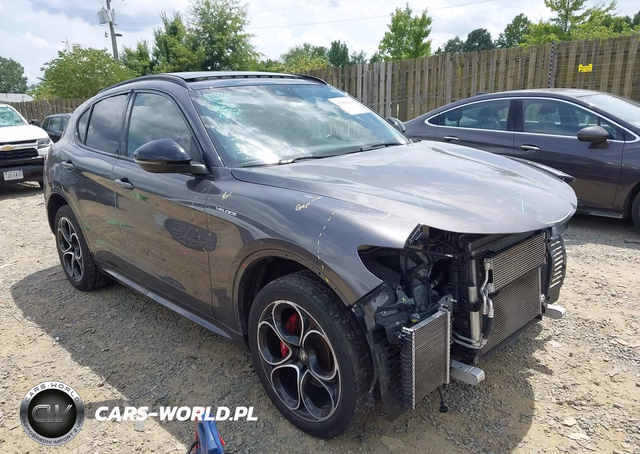 2022 Alfa Romeo Stelvio Veloce Ti Awd – zdjęcie 1 z 16