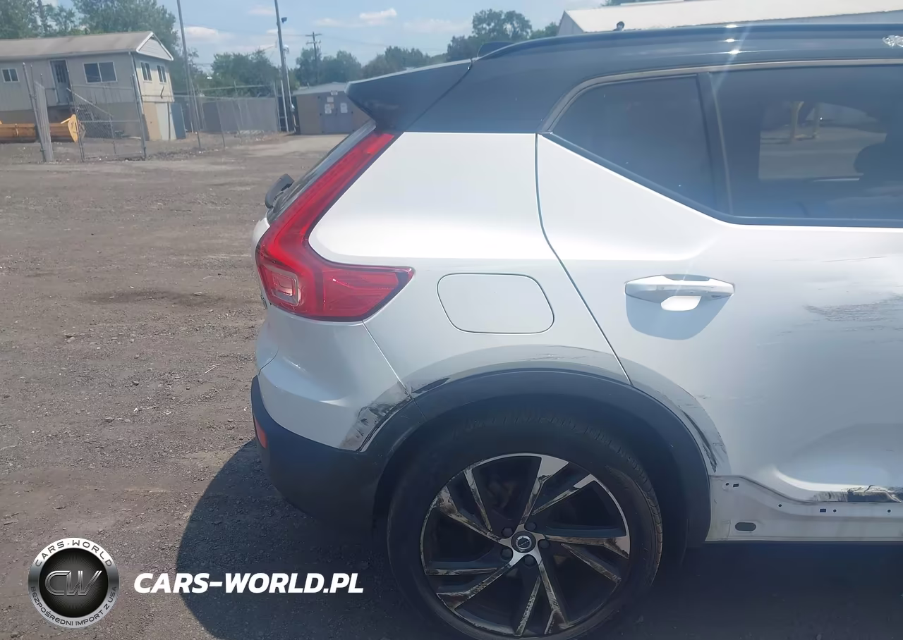 2021 Volvo Xc40 T5 R-Design VIN:YV4162UM6M2409879 - 19
