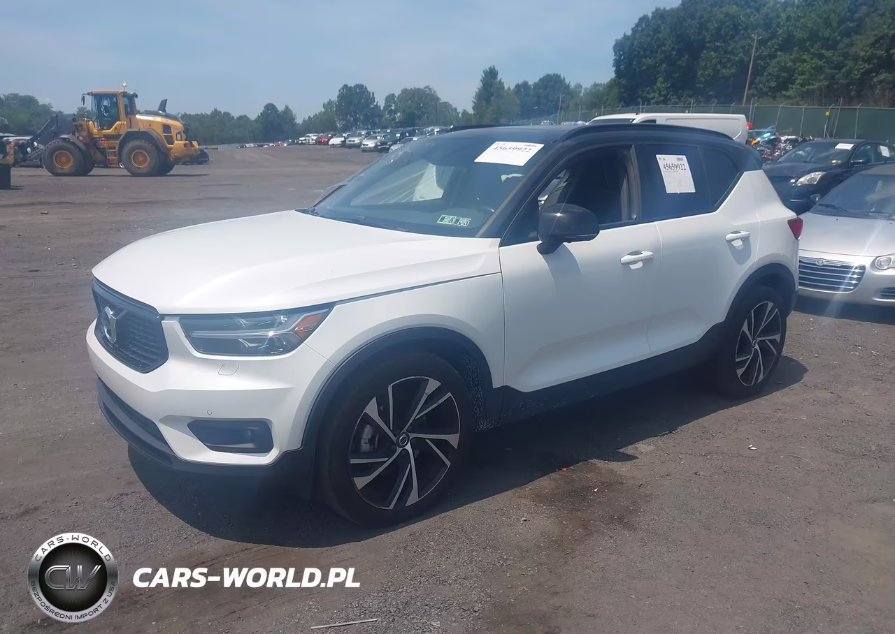 2021 Volvo Xc40 T5 R-Design VIN:YV4162UM6M2409879 - 2