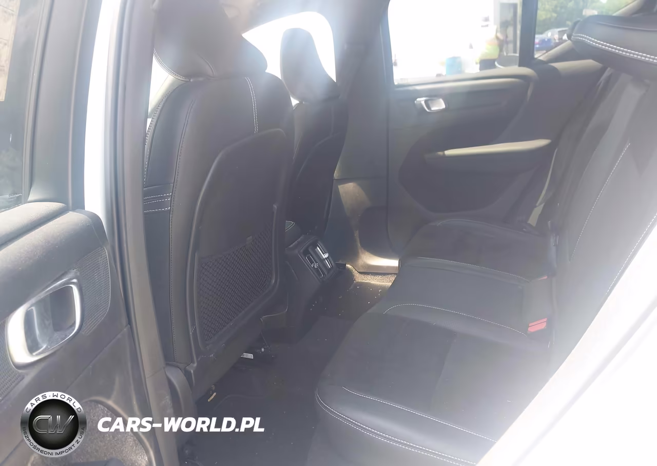 2021 Volvo Xc40 T5 R-Design VIN:YV4162UM6M2409879 - 8