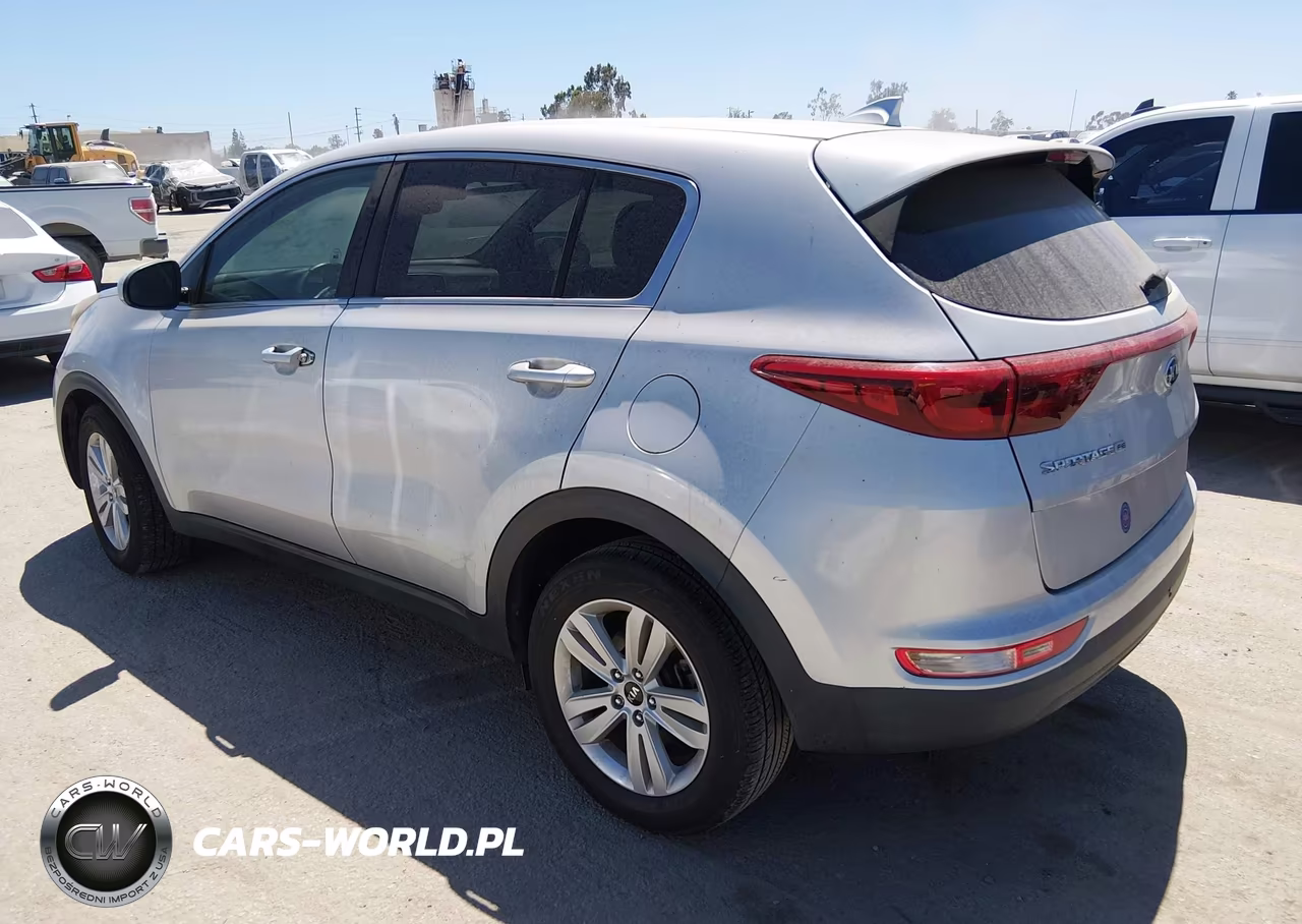 2017 Kia Sportage Lx VIN:KNDPM3AC9H7226232 - 3