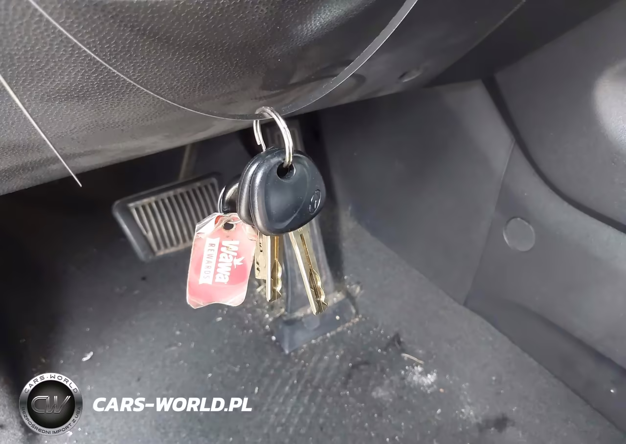 2012 Hyundai Tucson Gls VIN:KM8JU3AC6CU359137 - 11