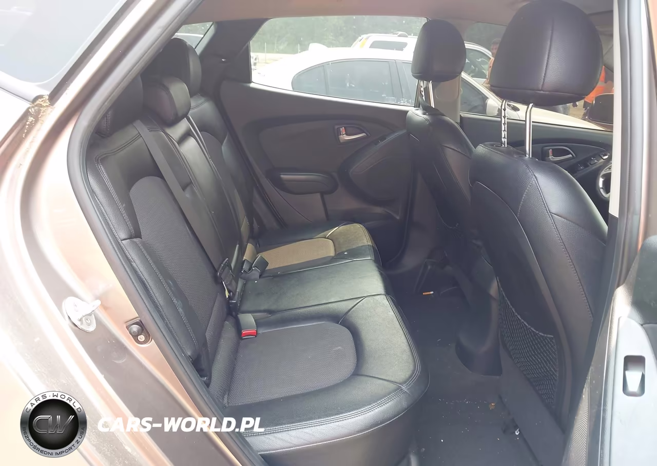 2012 Hyundai Tucson Gls VIN:KM8JU3AC6CU359137 - 8