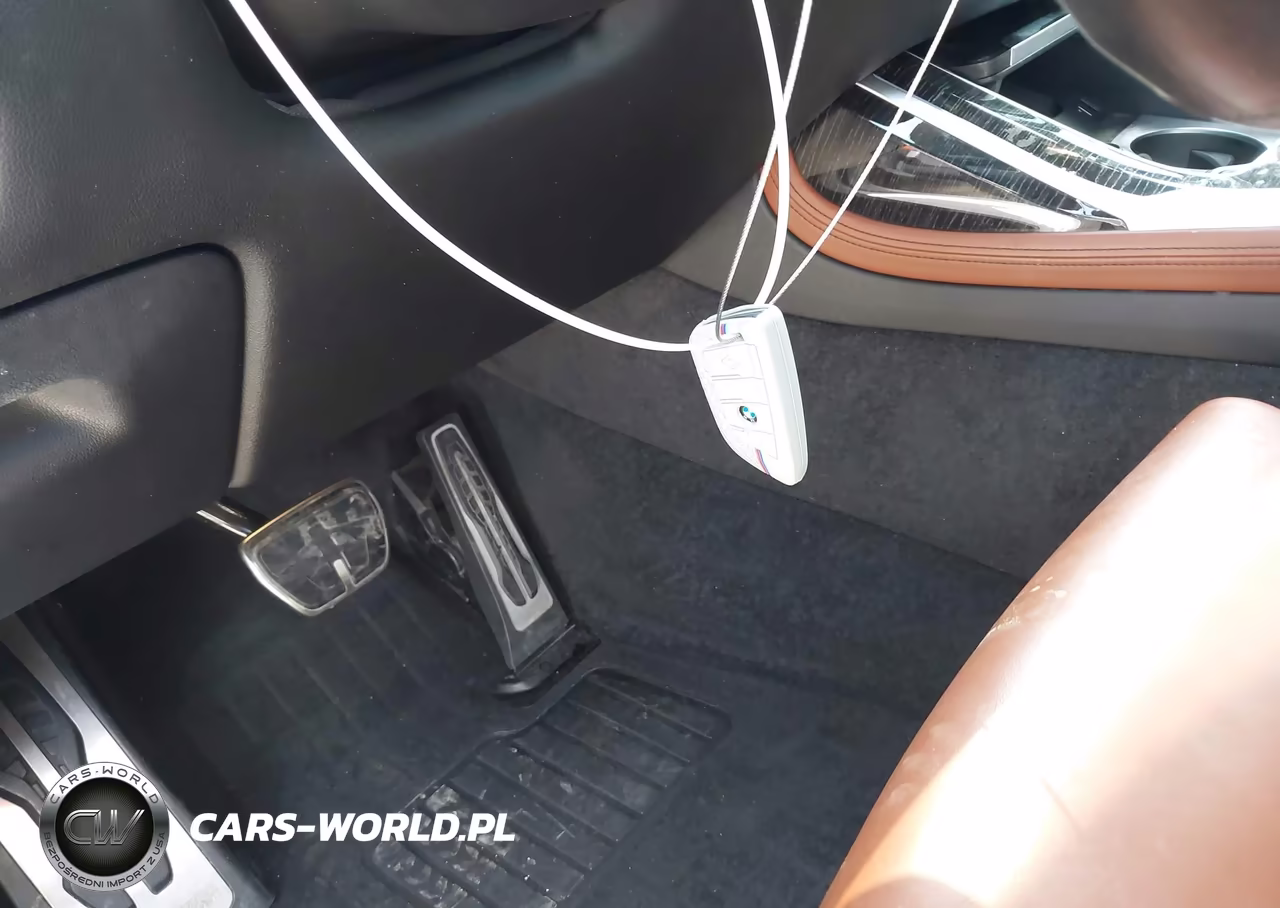 2021 BMW X7 xDrive40I VIN:5UXCW2C04M9H78517 - 11