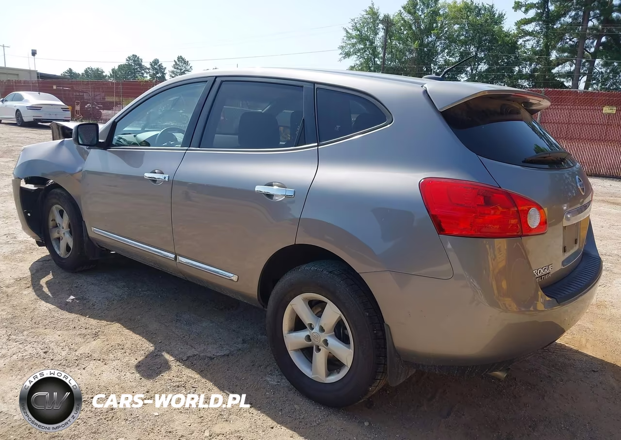 2013 Nissan Rogue S VIN:JN8AS5MT2DW509174 - 3