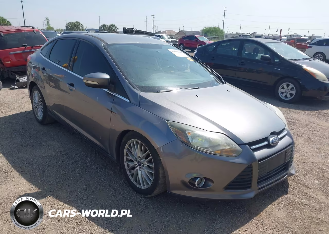 2014 Ford Focus Titanium – zdjęcie 1 z 17