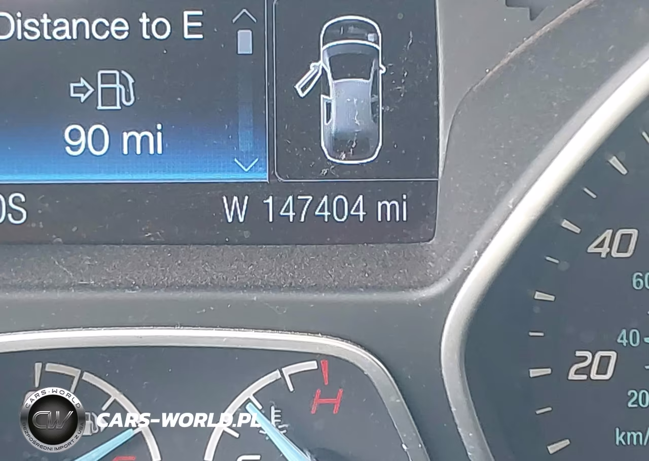 2014 Ford Focus Titanium VIN:1FADP3J25EL195880 - 16