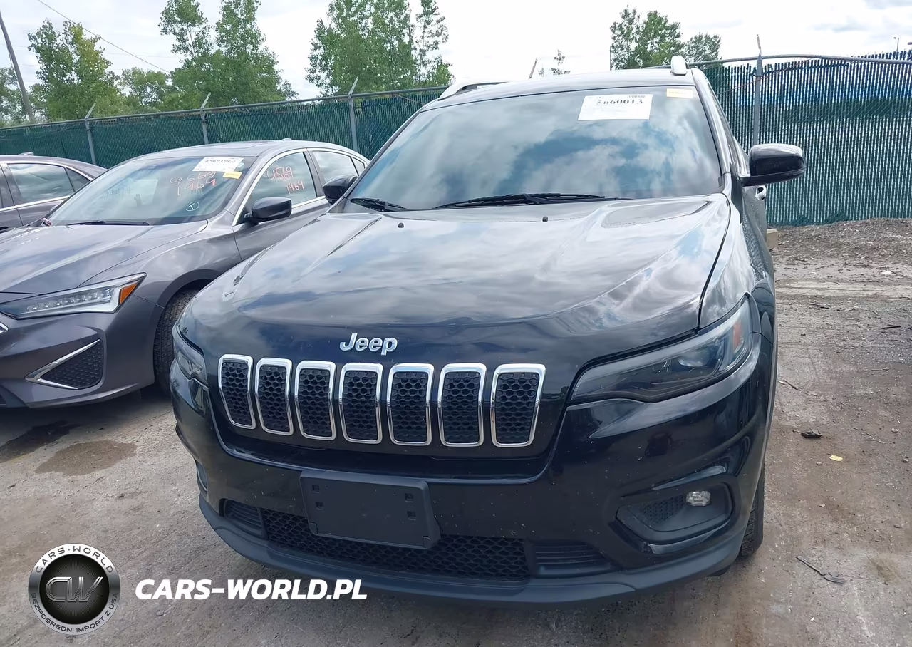 2019 Jeep Cherokee Latitude Plus 4X4 VIN:1C4PJMLB1KD136195 - 12