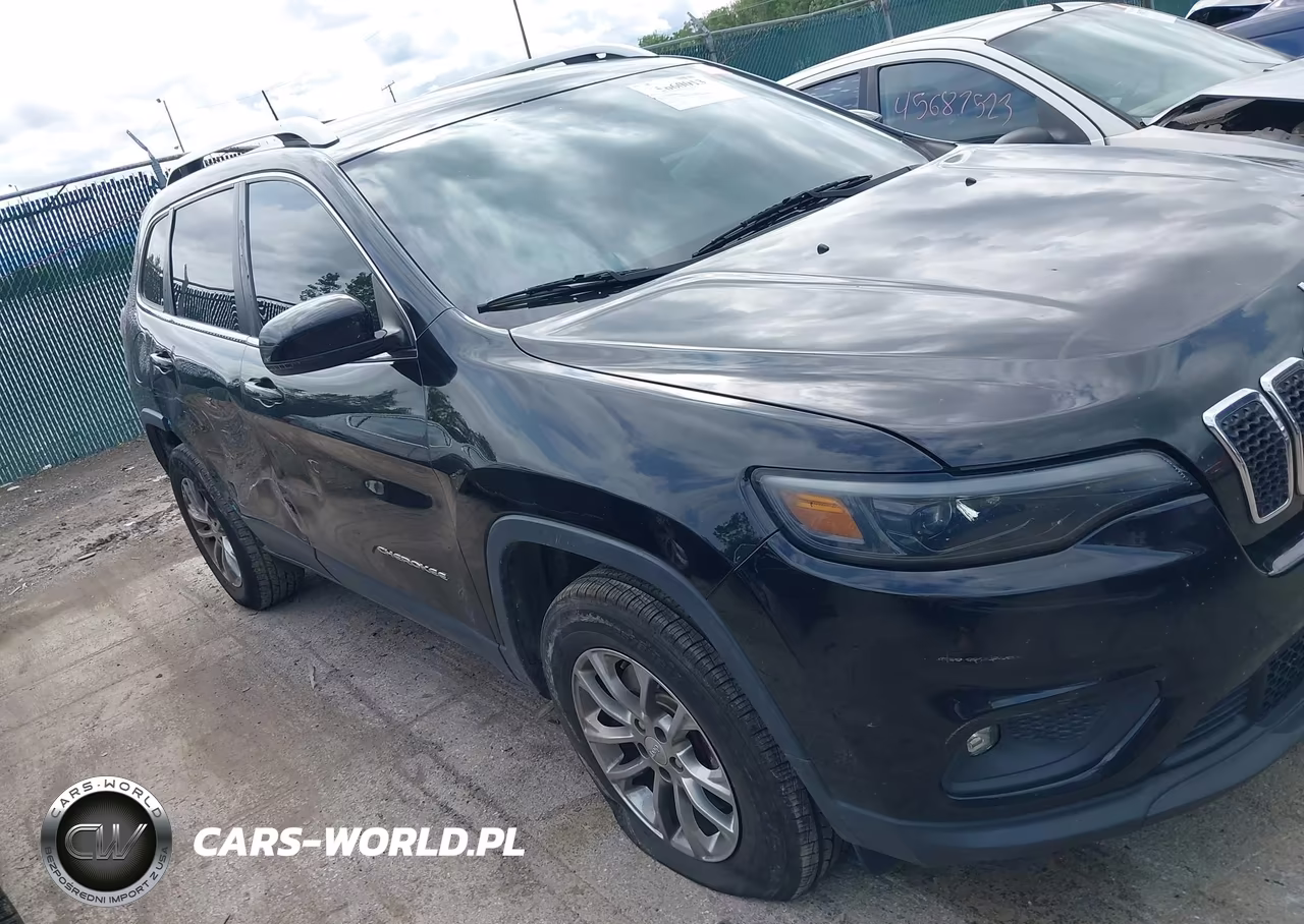 2019 Jeep Cherokee Latitude Plus 4X4 VIN:1C4PJMLB1KD136195 - 13