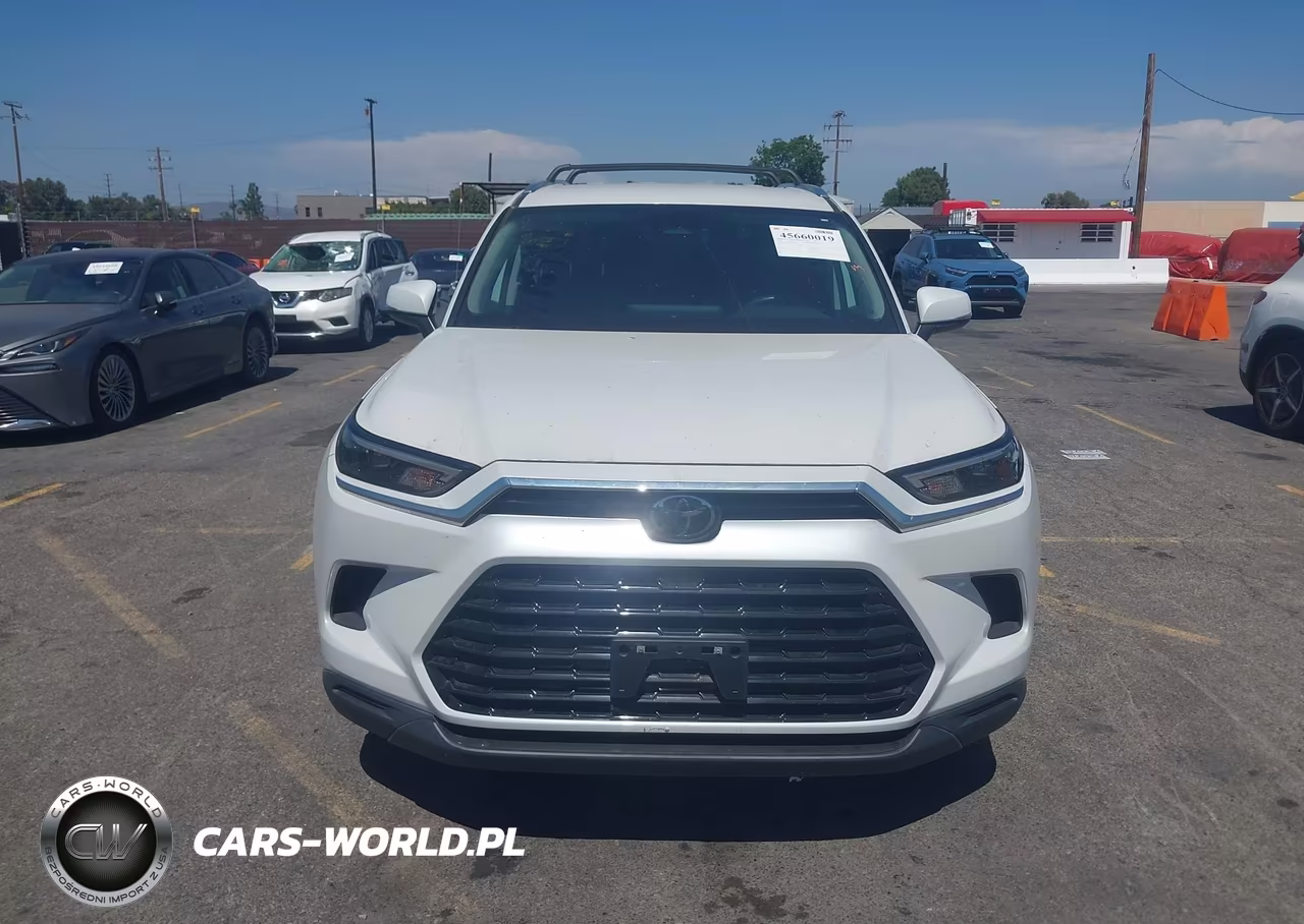2024 Toyota Grand Highlander Xle VIN:5TDAAAB56RS028153 - 12