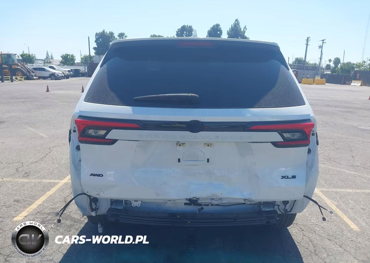 2024 Toyota Grand Highlander Xle VIN:5TDAAAB56RS028153 - 16