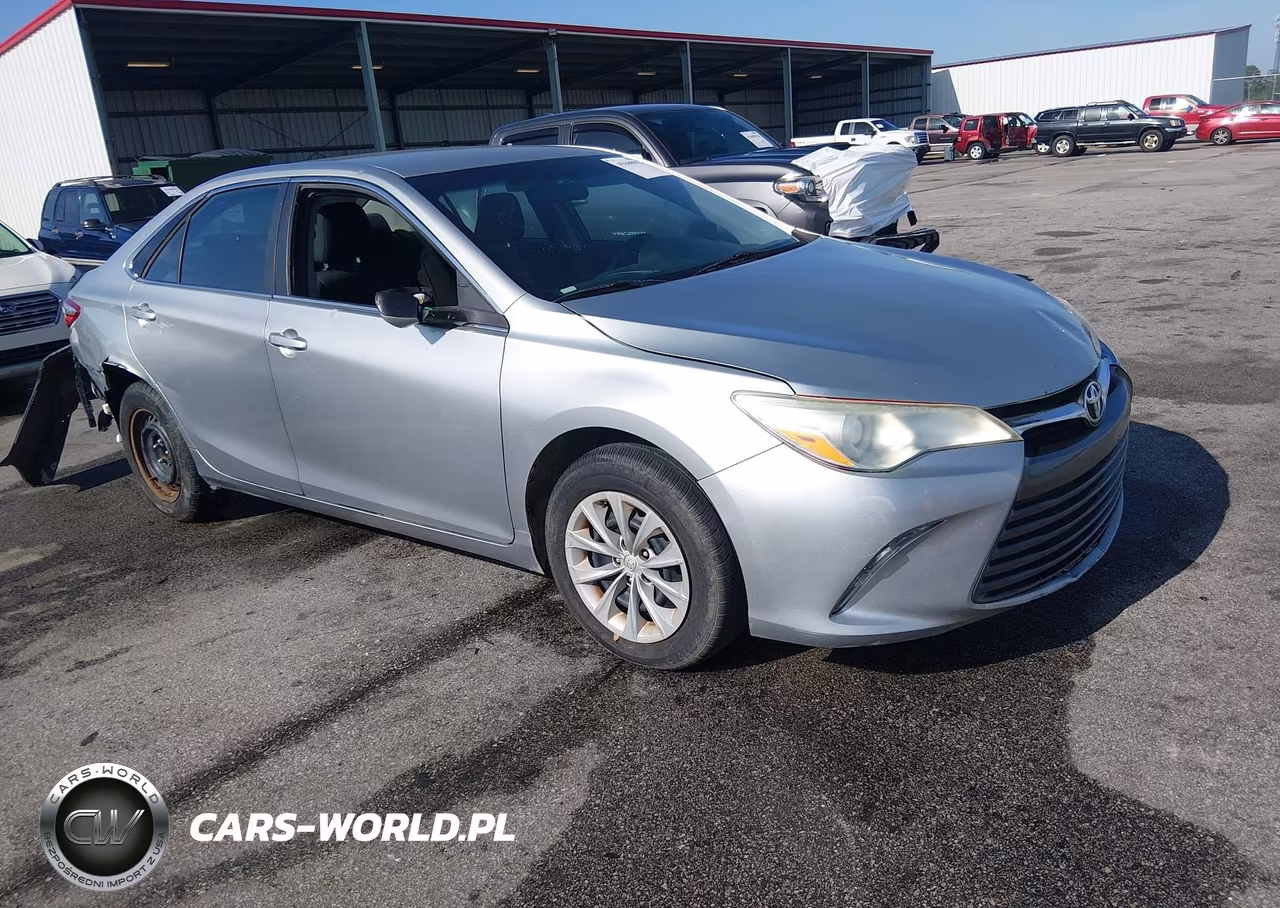 2016 Toyota Camry Le