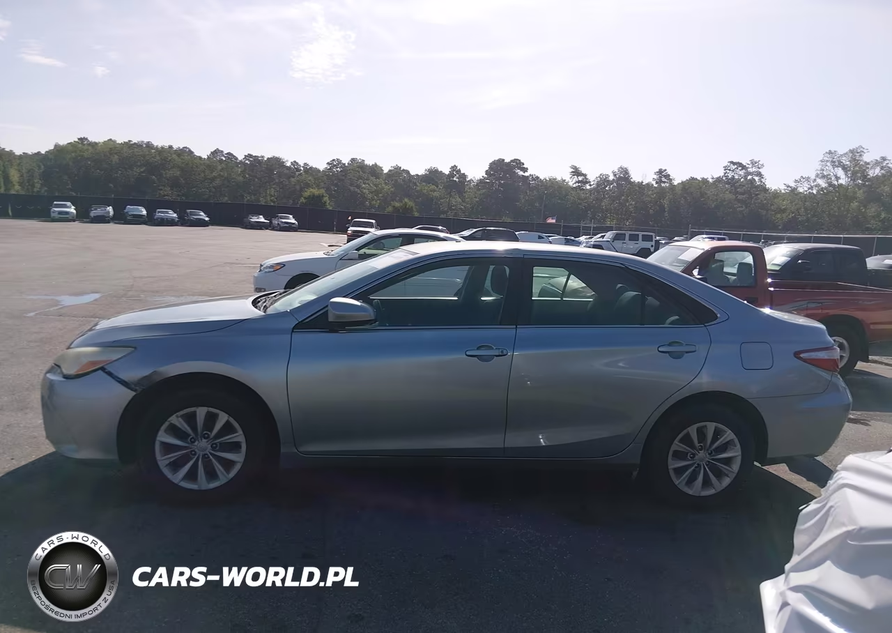 2016 Toyota Camry Le VIN:4T4BF1FK0GR532519 - 14