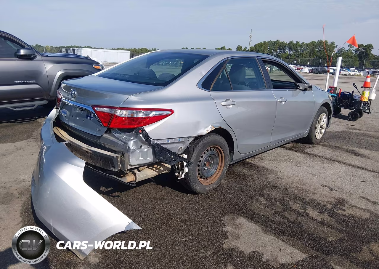 2016 Toyota Camry Le VIN:4T4BF1FK0GR532519 - 4