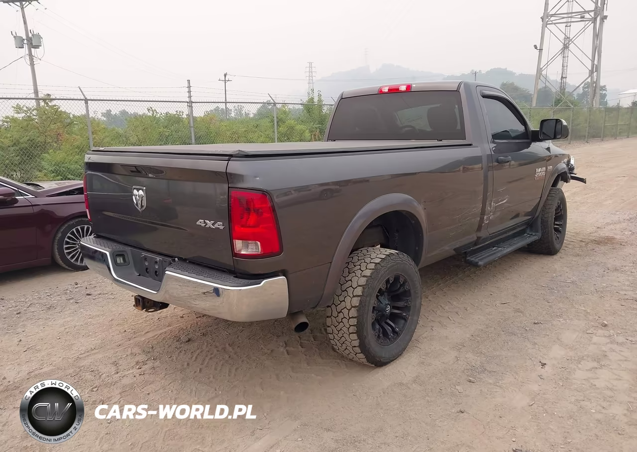 2014 Ram 2500 Tradesman VIN:3C6MR5AJ6EG239770 - 4