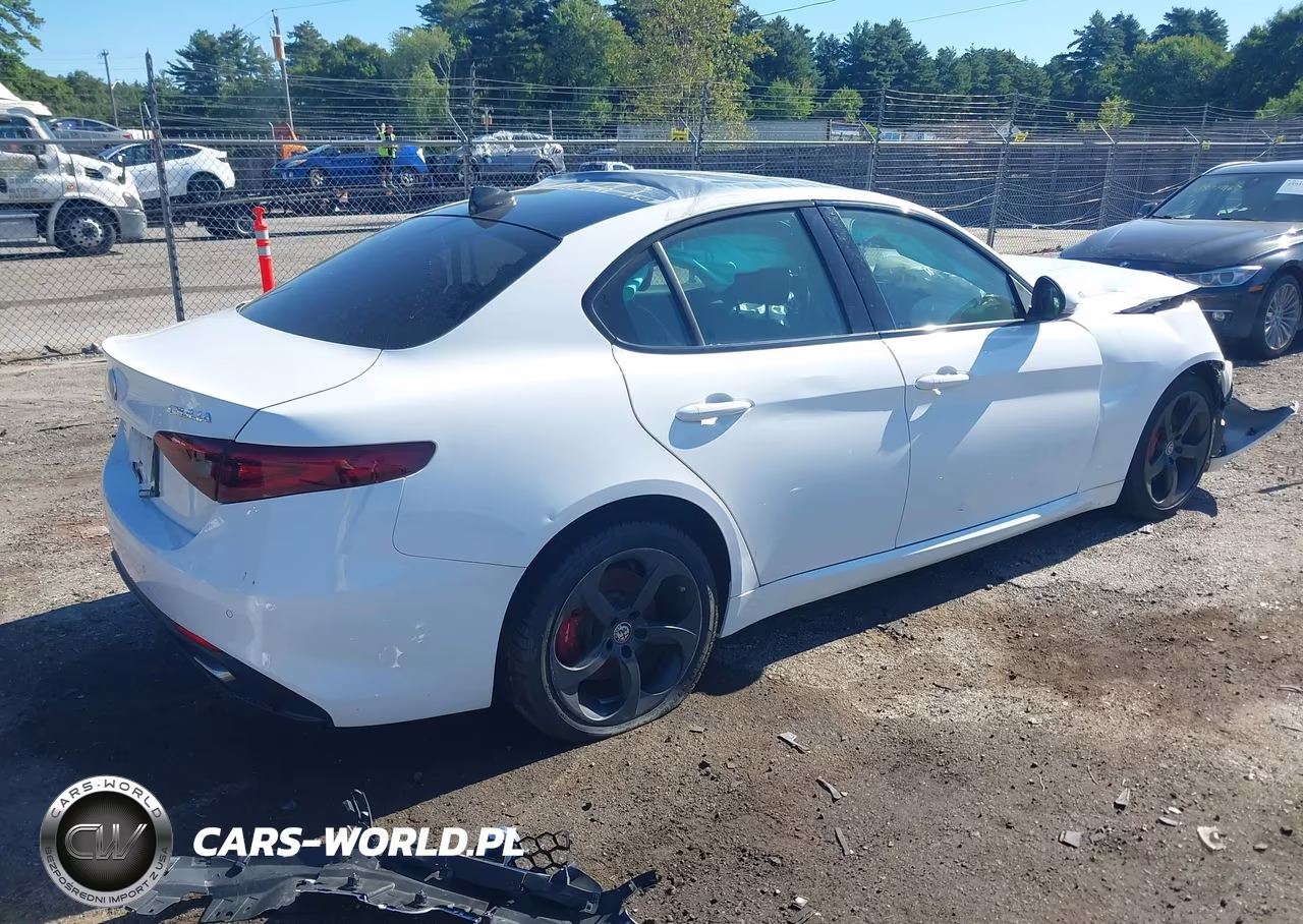2017 Alfa Romeo Giulia Awd VIN:ZARFAEDN4H7551177 - 4