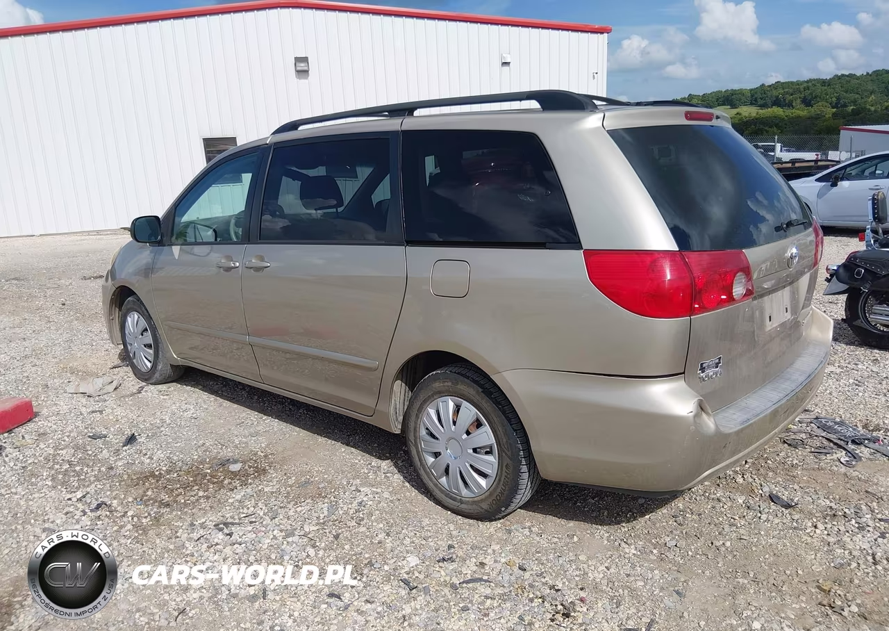 2007 Toyota Sienna Le VIN:5TDZK23C17S074747 - 3