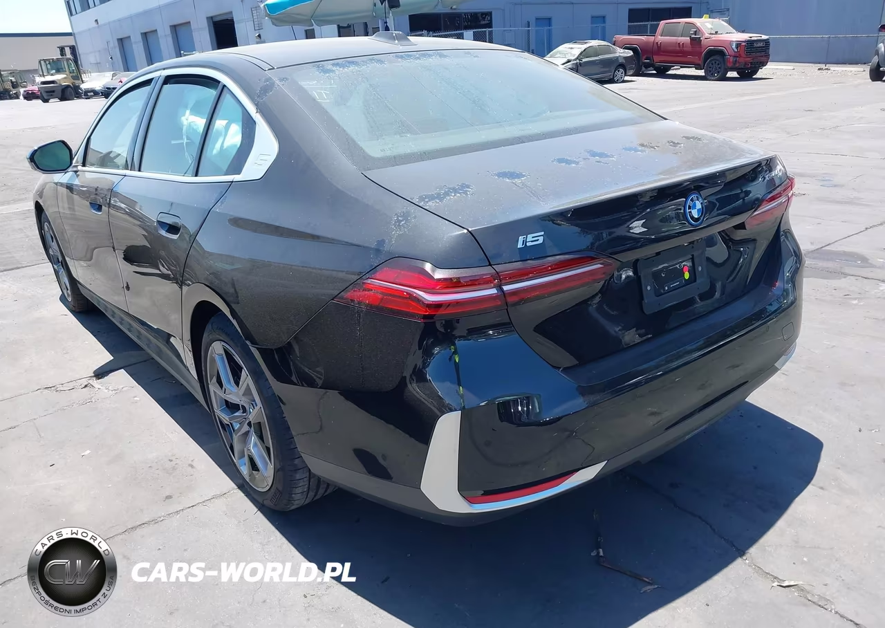 2025 BMW I5 xDrive40 VIN:WBY13HG08SCT61007 - 3