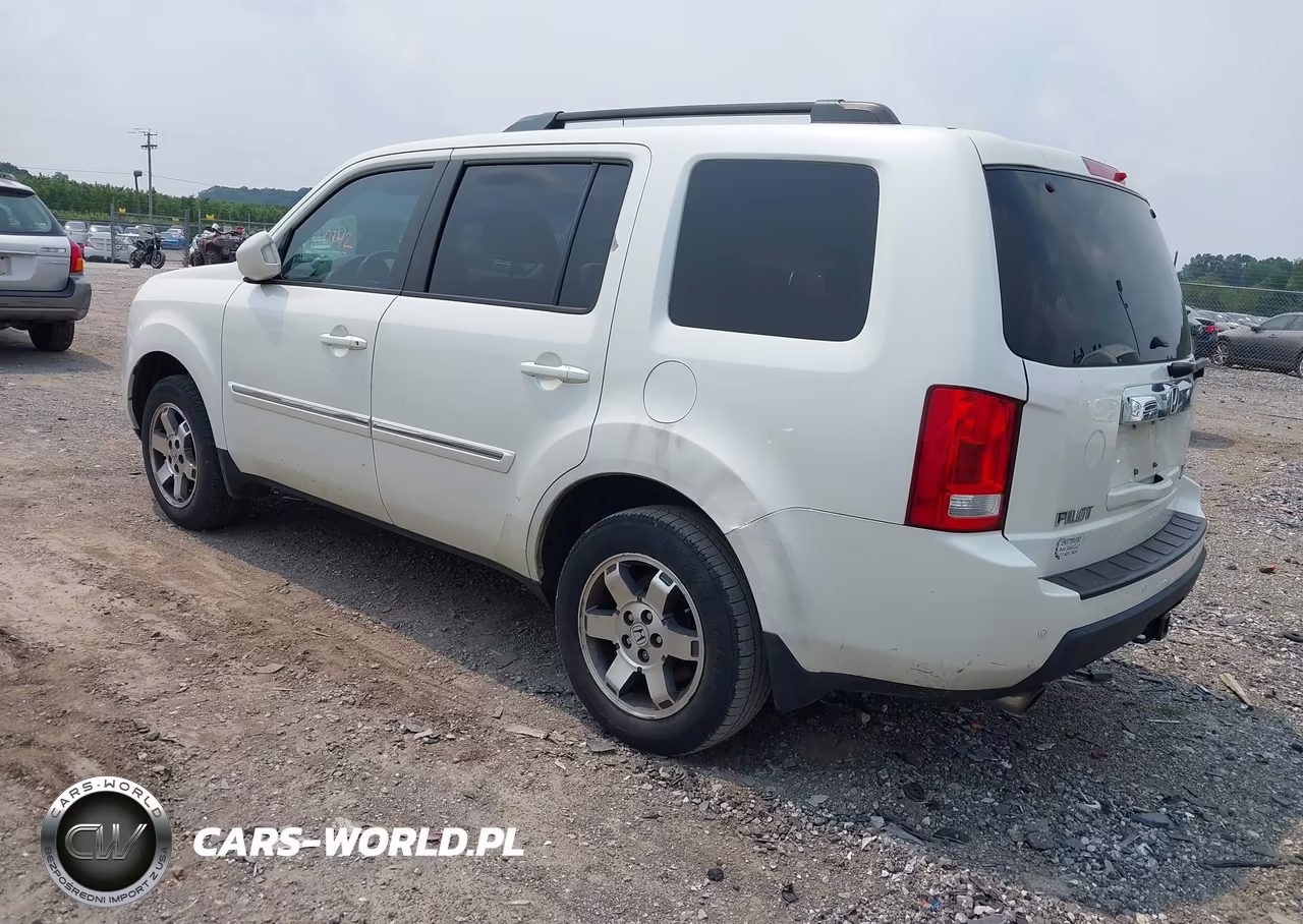 2011 Honda Pilot Touring VIN:5FNYF4H99BB052551 - 3