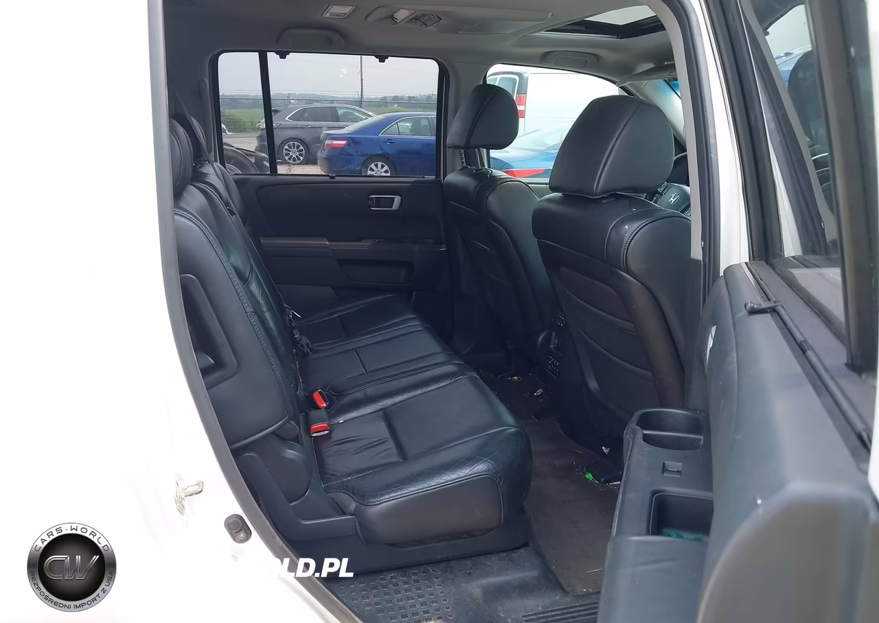 2011 Honda Pilot Touring VIN:5FNYF4H99BB052551 - 8