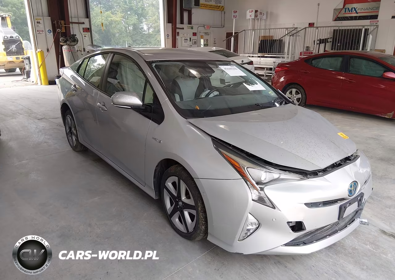 2018 Toyota Prius Four Touring