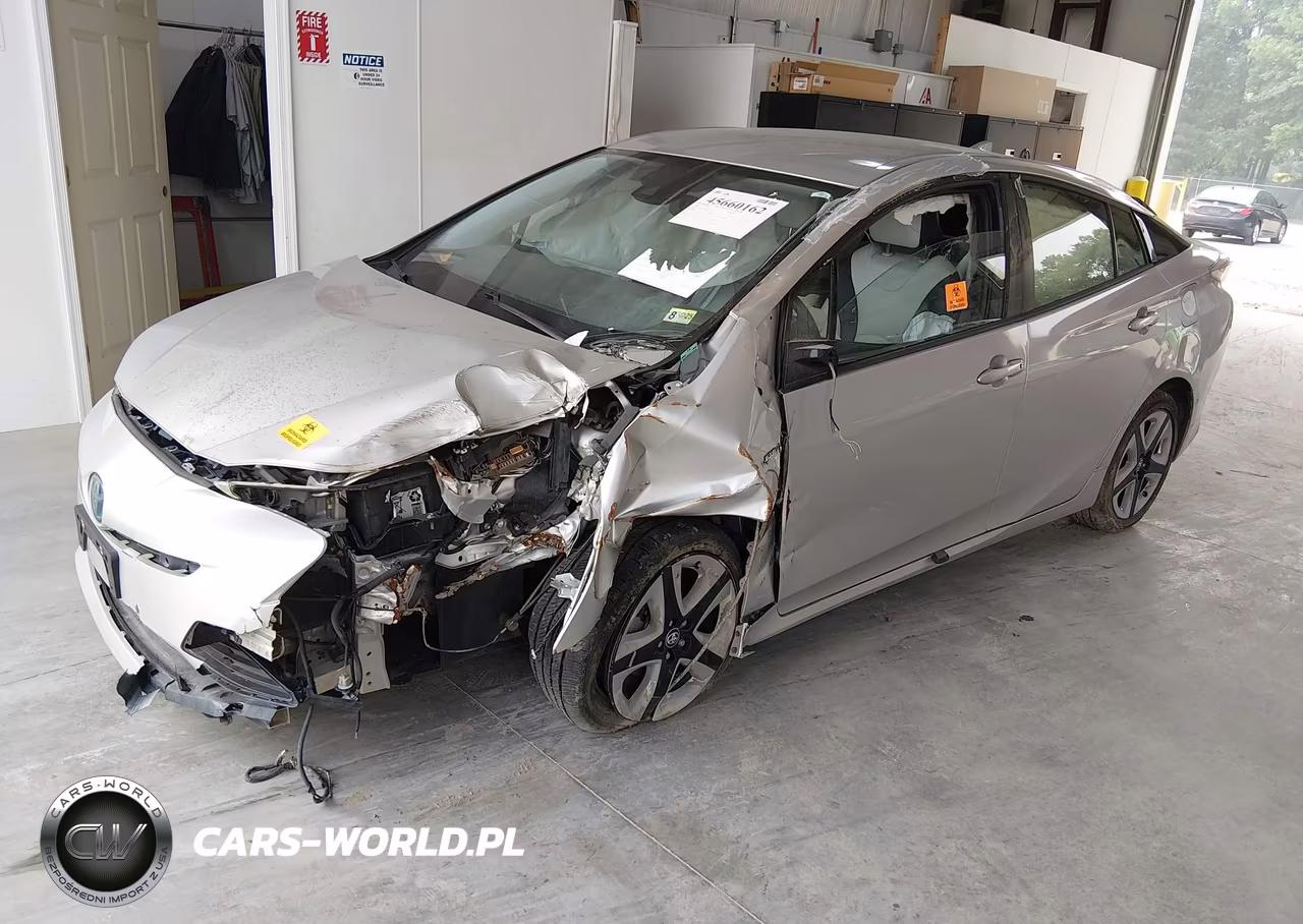 2018 Toyota Prius Four Touring VIN:JTDKARFU2J3548957 - 2