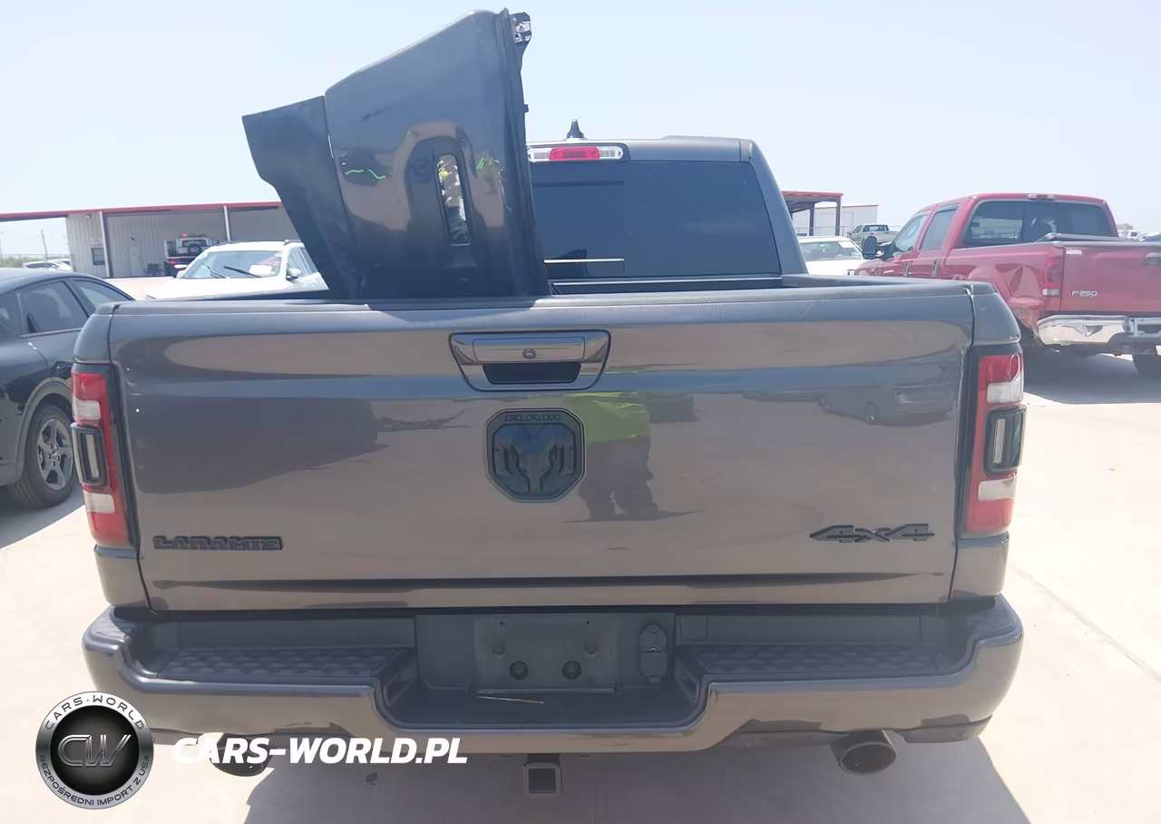 2020 Ram 1500 Laramie 4X4 5'7 Box VIN:1C6SRFJT0LN162123 - 16