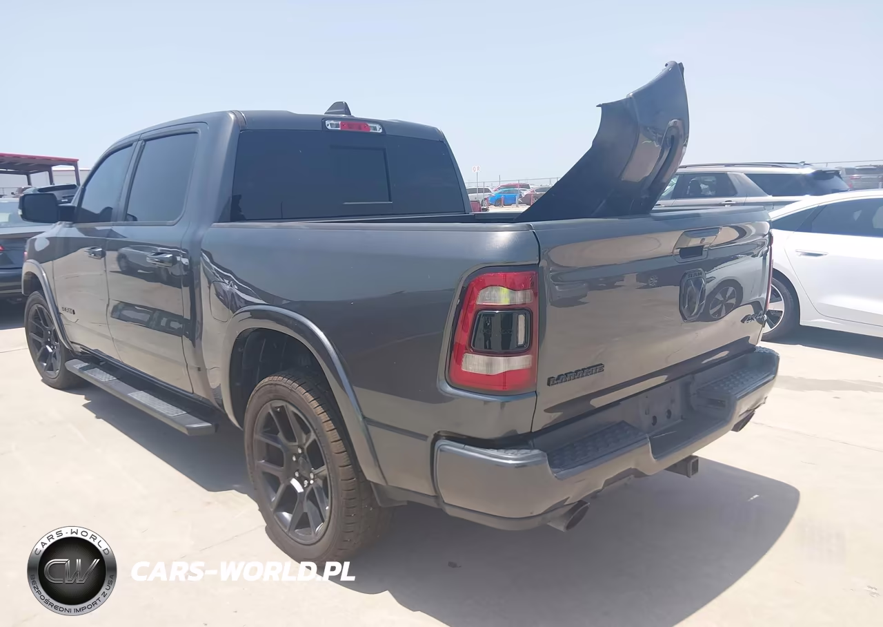 2020 Ram 1500 Laramie 4X4 5'7 Box VIN:1C6SRFJT0LN162123 - 3