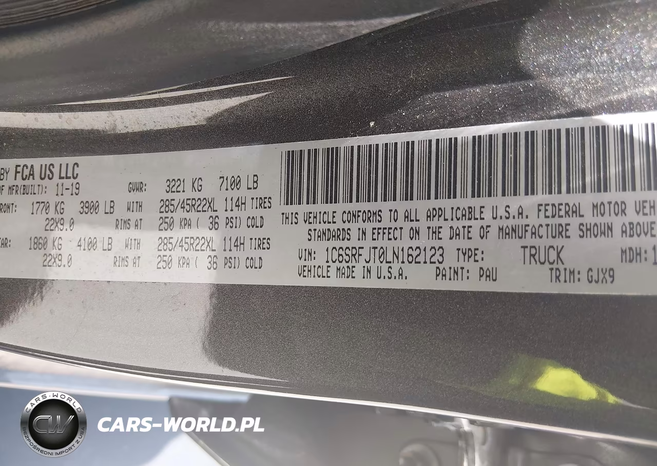 2020 Ram 1500 Laramie 4X4 5'7 Box VIN:1C6SRFJT0LN162123 - 9