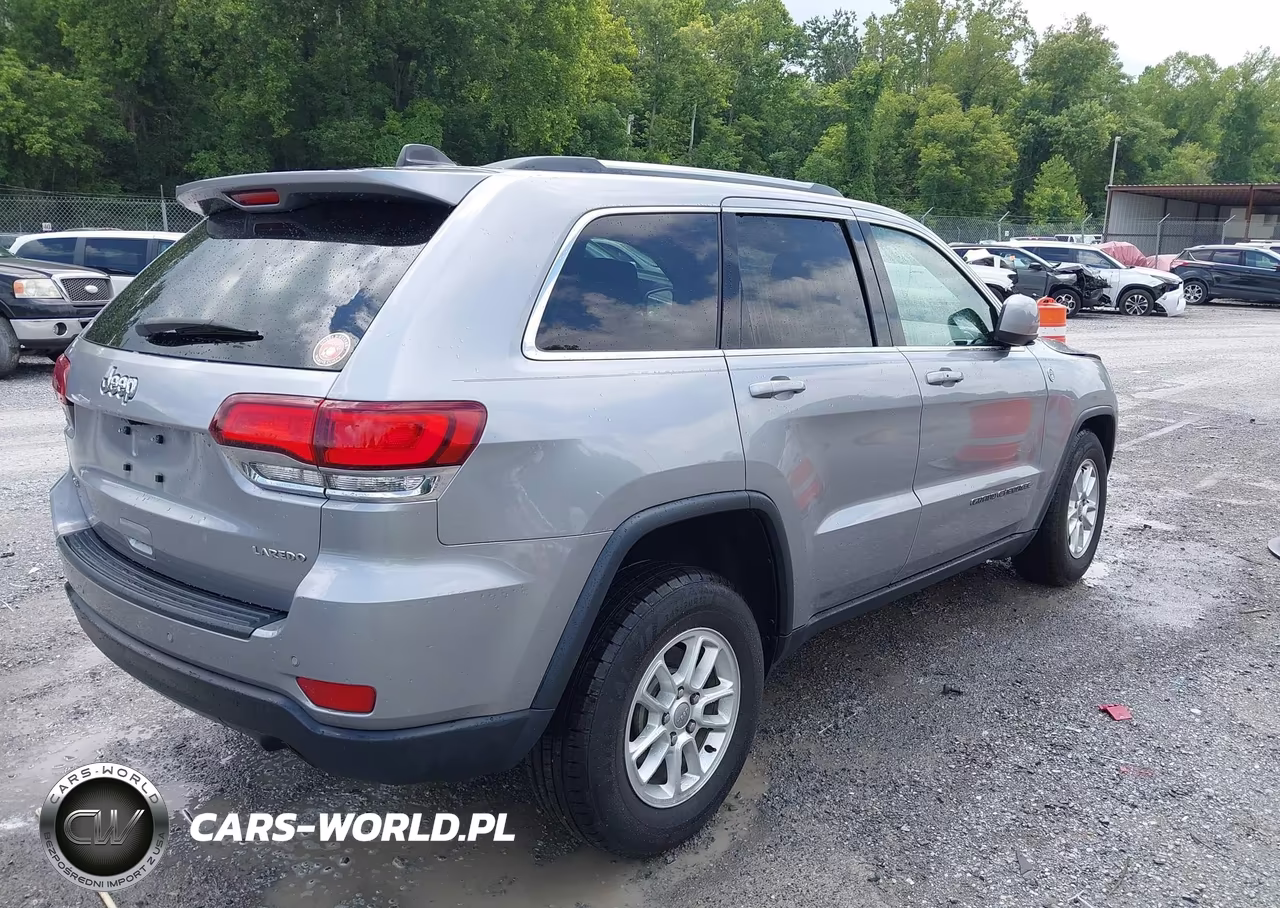 2020 Jeep Grand Cherokee Laredo E 4X4 VIN:1C4RJFAG4LC443967 - 4