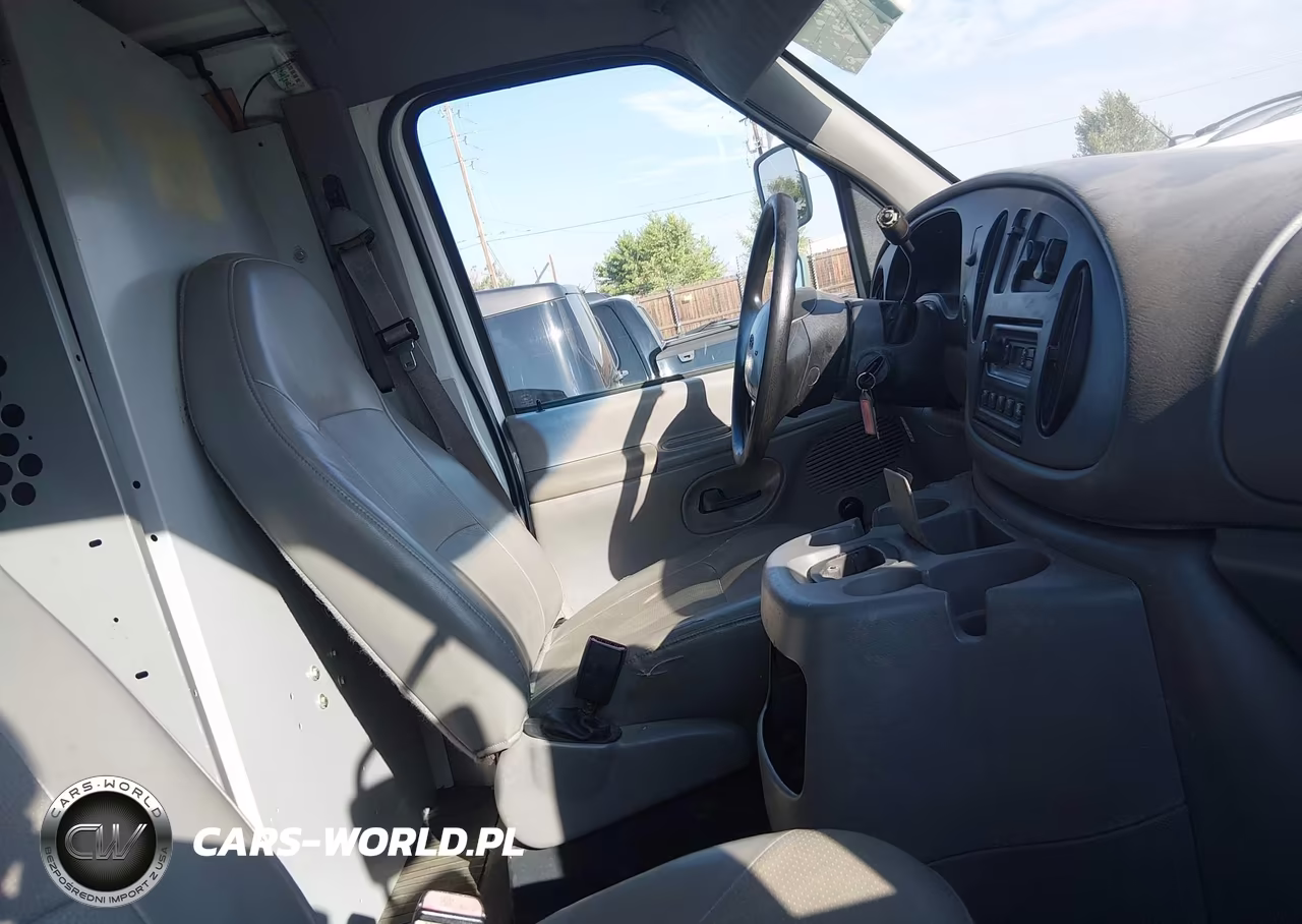 2000 Ford E-250 Commercial VIN:1FTPE2427YHB17840 - 5