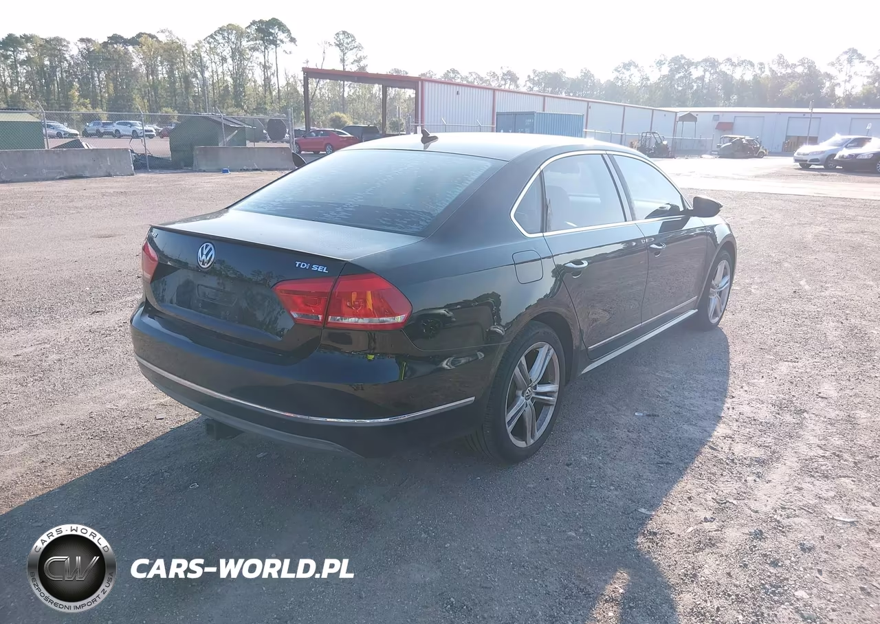 2012 Volkswagen Passat 2.0L Tdi Sel Premium VIN:1VWCN7A39CC083587 - 4