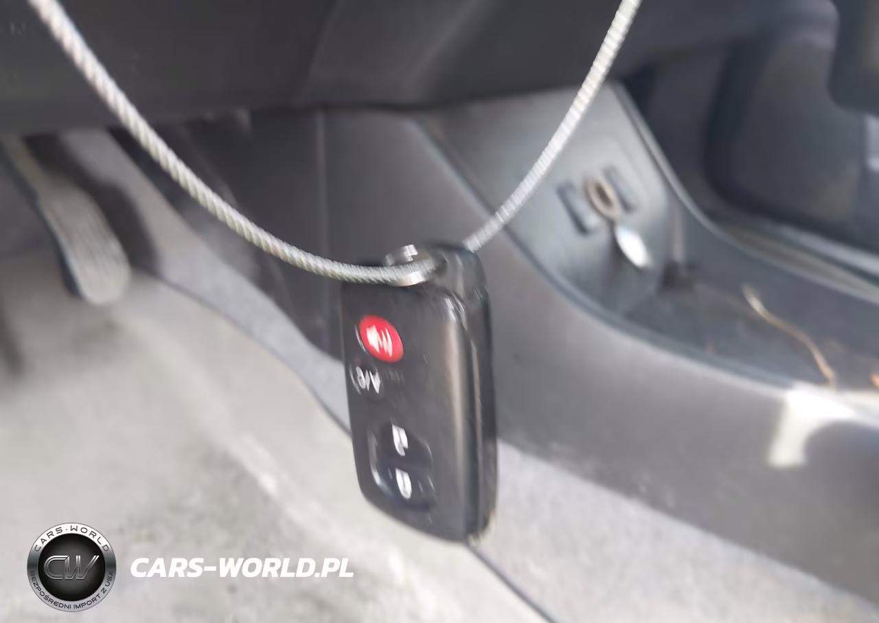 2013 Toyota Prius Plug-In VIN:JTDKN3DP5D3036578 - 11